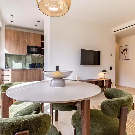 公寓 Stylish Modern In Prime Location 戛纳